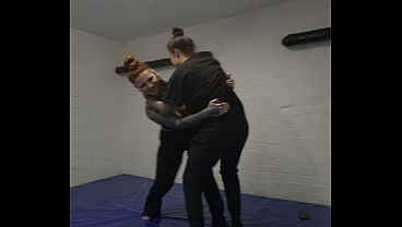 HAPPY KINKMAS EVE DAY 24 LESBIAN WRESTLING