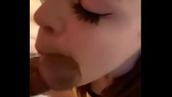 Rica mamada de pendeja en periscope