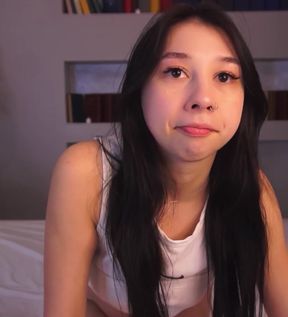 Teen babe with natural tits and brunette lips goes amateur