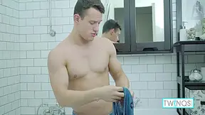 Cute Hunk Luke Strockes His Boy Meat And Shoots A Big Load!