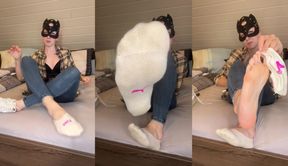 Discover the Allure of Feet: A Captivating Journey into Foot Fetishes!