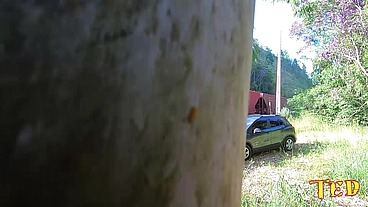 Diretor Fabio Silva é flagrado fodendo atriz durante a passagem do trem - Gabriela Ramos - Binho Ted