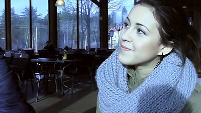 Real facial for a sexy snowboard babe scene 2