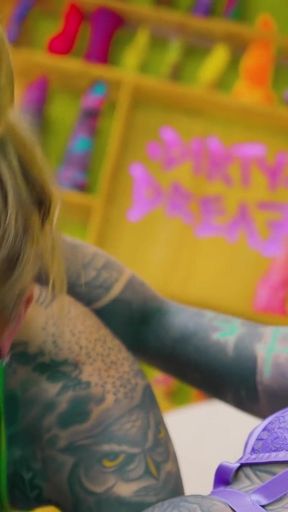 Anuskatzz German Porn - Strap-on Anal Fuck Lisa Rocketcock