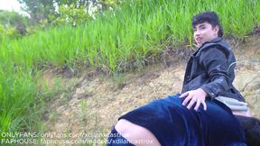 Cruising Fucking Outdoors with a Twink Femboy I Met at Pool