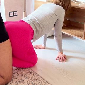 Pink Yoga Pants Stepmom: Taboo Dry Humping on Knees &amp; Floor