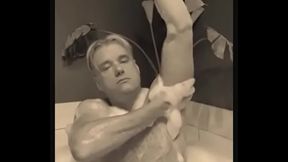 Dom Rod au bain de luxure &eacute_rotique