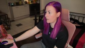 Hairy Pussy and Creamy BBC Dildo