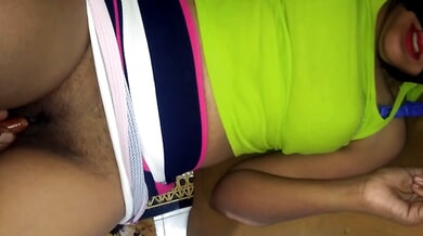 Sri Lankan couple heat up with intense foreplay and deep oral pleasure