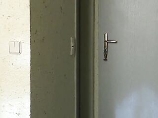Soldat fickt das erste mal nach Monaten eine Studentin