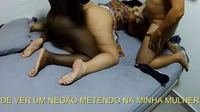 Portuguese Subtitles: cuckold films wife with big cock&#x1F32D; while he sucks too