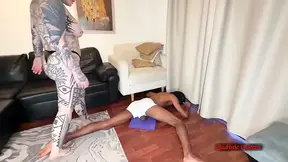 Tattooed Queen Dominates Barefoot Guy in First-Time Foot Play
