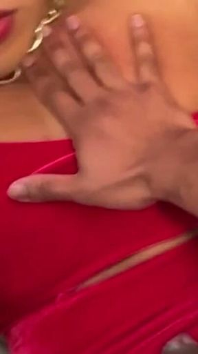Shemale Gives Her Ass to Her Neighbor