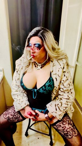 Marilyn Faux Fur Smoking Fetish Tease