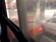 Punheta no busão