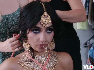 Behind The Scenes Intimacy With Aaliyah Yasin