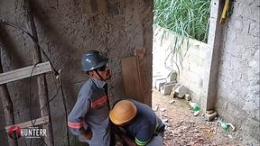 Eletricista fala que gosta de comer um cu s&oacute_ pra meter no ajudante