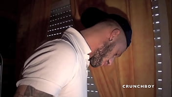 1280 sneaker dominaion at home