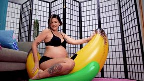 Ayla Aysel: Bananagasm - MP4 sd