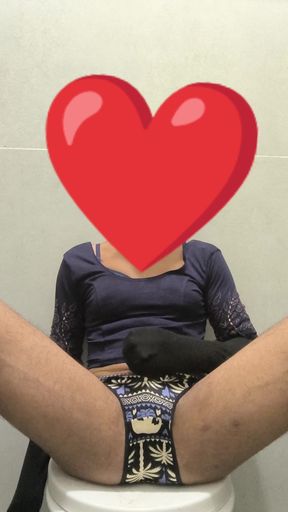 Crossdresser riya doing fun