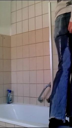 Yasmin Squirt Durch Jeans! Mess Explosion