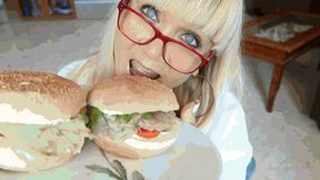 Delicious burgers – a round belly MP4 (1920x1080) FHD