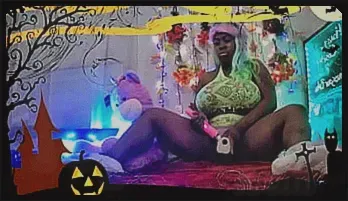 Latina Cosplay Dino Babe Halloween Dildo Tease