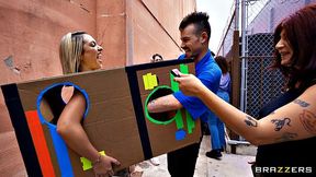 Street Heat Girl In A Box