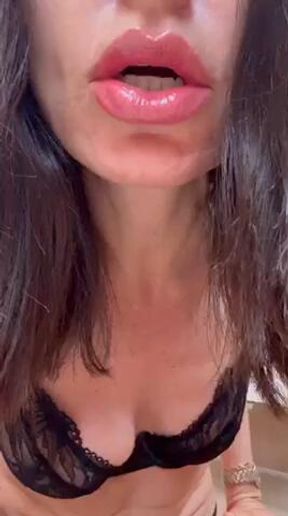 JOI per schizzarmi in Faccia o sul Culo - JOI to Cum on my Face or on my Ass