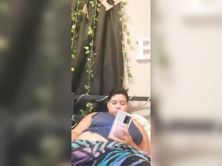 Anyone who subscribes to my OnlyFans GamerGurl3000 will receive a free movie