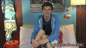 Gay twink fuck tube Skyelr Bleu is on camera giving an interview and