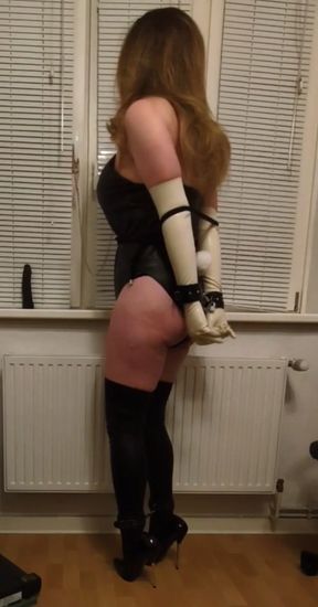 Sissy selfbondage