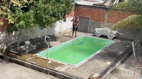 I Hired a Poolman to Clean My Pool and He Ended up Fucking My Nice Little Ass