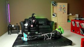 FuckYeahFetishStuff - Piss/Electro/Latex/Masks/Osiris/NewEra