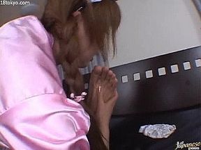 Kokoro Wakaba is a sensual and nice teen