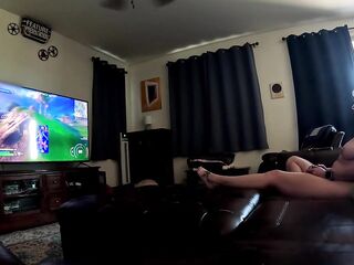 Fortnite Peekaboo Gameplay