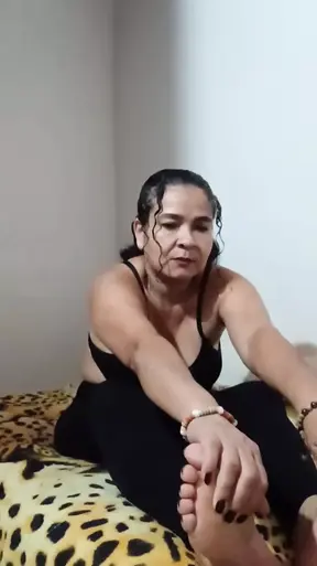Your sexy older stepmom likes to exercise at home and you love secretly watching her