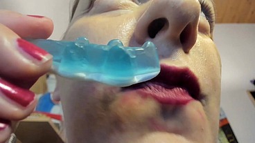 Sharp Big Teeth Eat and Gummies - Hardcore vore