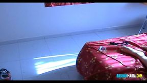 the mature married asked the student to fuck her bareback to fuck the bastard of her husband - la madura casada le pidio al estudiante que la follara a pelo para joder al cabron de su marido