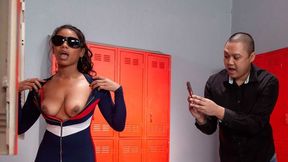 Blindfolded Jenna Foxx Seductively Pounces on Xander Corvus' Cock in Locker Room Play