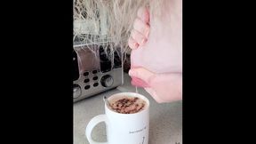 Milking COLOSTRUM into my coffee from my pregnant tits. Expressing Breastmilk, ABF, ANR