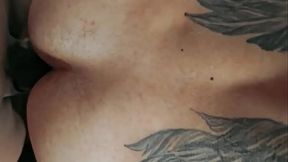 Meu colega de quarto tem um PAU PRETO ENORME, nunca vi nada parecido