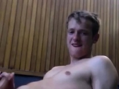 Good boy cum in garden