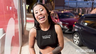 PutaLocura - Colombiana petite Lore Hot es pillada por Torbe y se lo folla