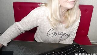 Blonde MILF with glasses on webcam