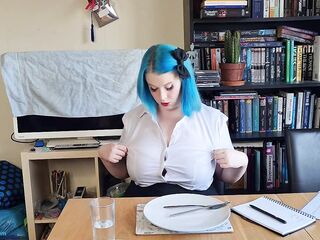 *** TRAILER MERELY *** Dinner With the Boss - Solo Gal