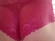 CD Michelle In Shower