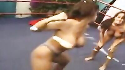 Gorgeous Alexis Taylor Battle and Defeats MILF in Wrestling Match (Alex Taylor, Shannan Leigh)