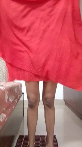 Dancing nude babe   Clip 1