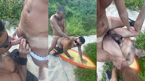 surfista dando o cu pro turista gaucho xxl na praia de florianopolis